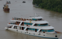 royal-green-river-princess8